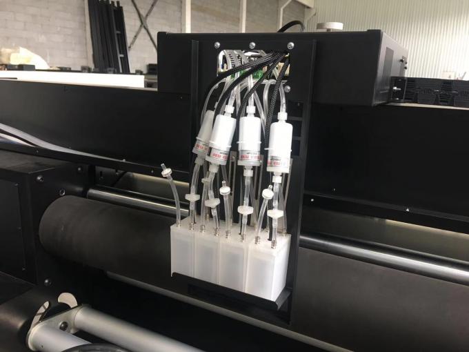 De dubbele CMYK-de Drukmachine van de Kleurenvlag/leidt aan de Machine van de Stoffendruk met Drie Epson 4720 Drukhoofden 5