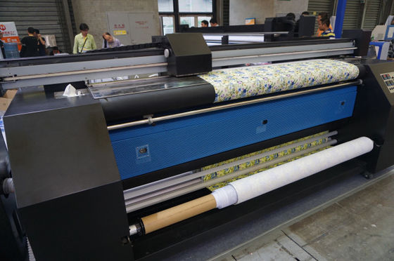 2.2m de Textiel Digitale Machine die van de Stoffendruk de Binnenprinter van de Vlagdoek verwarmen