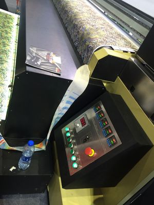De Dubbele Machine op basis van water van de de Vlagdruk van CMYK Textiel met 4 Hoofden van Epson DX7