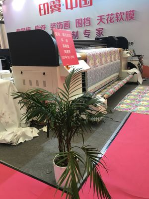 De grote Automatische Machine van de de Vlagdruk van de Grootte Hoge Resolutie neemt - omhoog en Voer