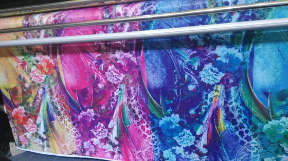 3.2M Plotter van de stoffen de Textielsublimatie aan Polyester van de Druk Diverse Kleur