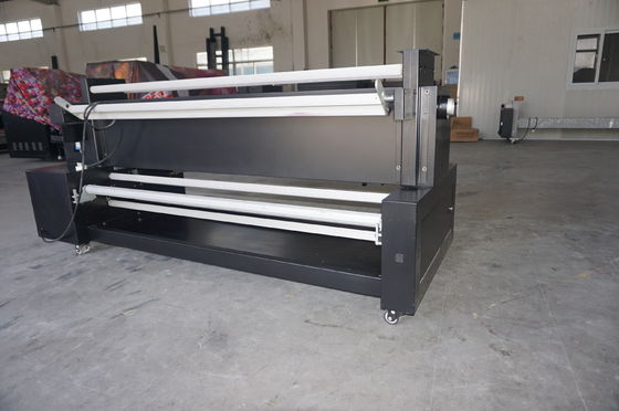 1.8m Automatische Met een laag bedekte van de de Sublimatiemachine van de Stoffenhitte de Sublimatiedroger