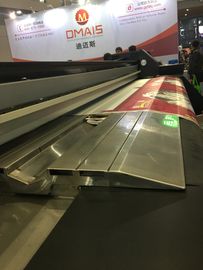 Het opnemen van de Drukmachine van de Vlagbanner het Automatische Voeden
