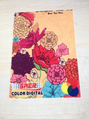 De afwijking breide digitale gedrukte stof voor de banner van het paraplustrand